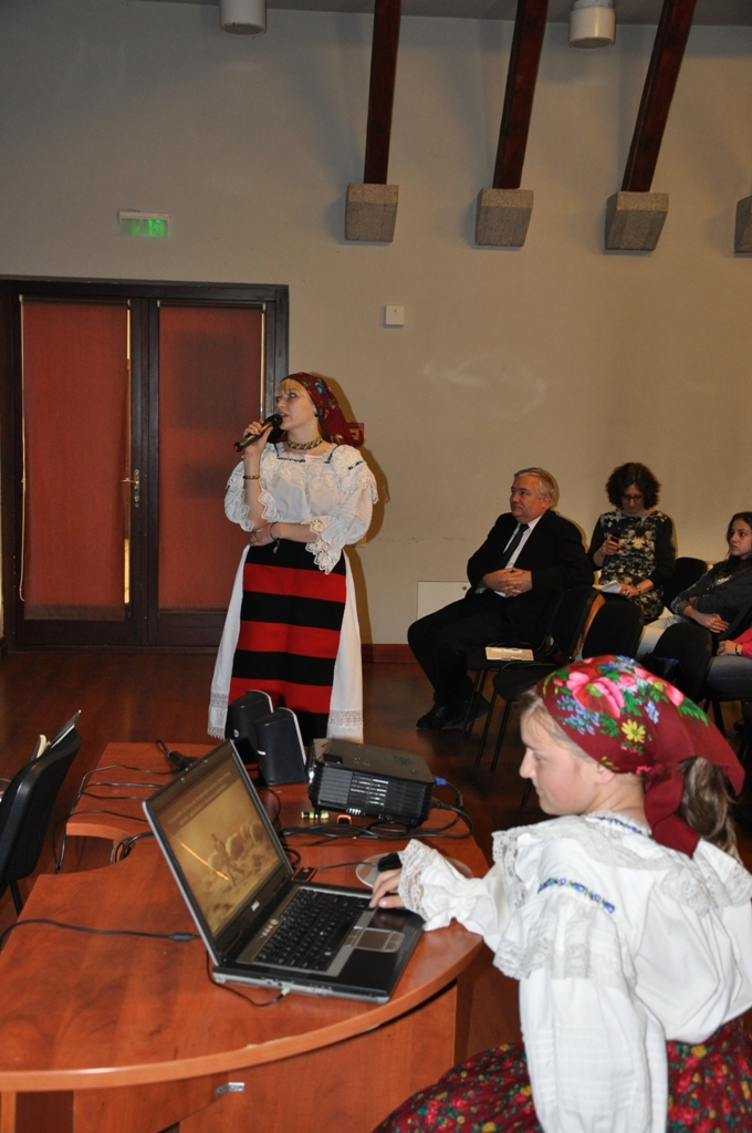 DSC_0094.JPG - UNICODE